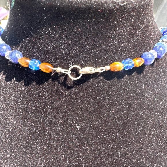 Glass Floral Pendent and Mixed Media Necklace in Shades of Blue & Silver tones. - Picture 7 of 13